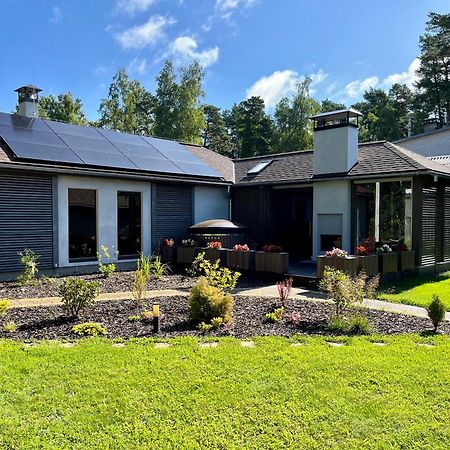 Clockhouse Cottage Saulkrasti Exterior foto